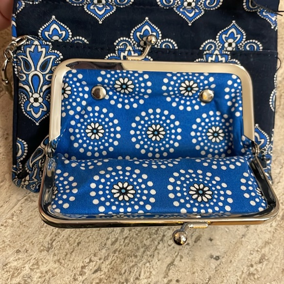 Vera Bradley TriFold Wallet Card Holder Calypso Pattern Retired 2009 Coin Purse - Picture 4 of 8